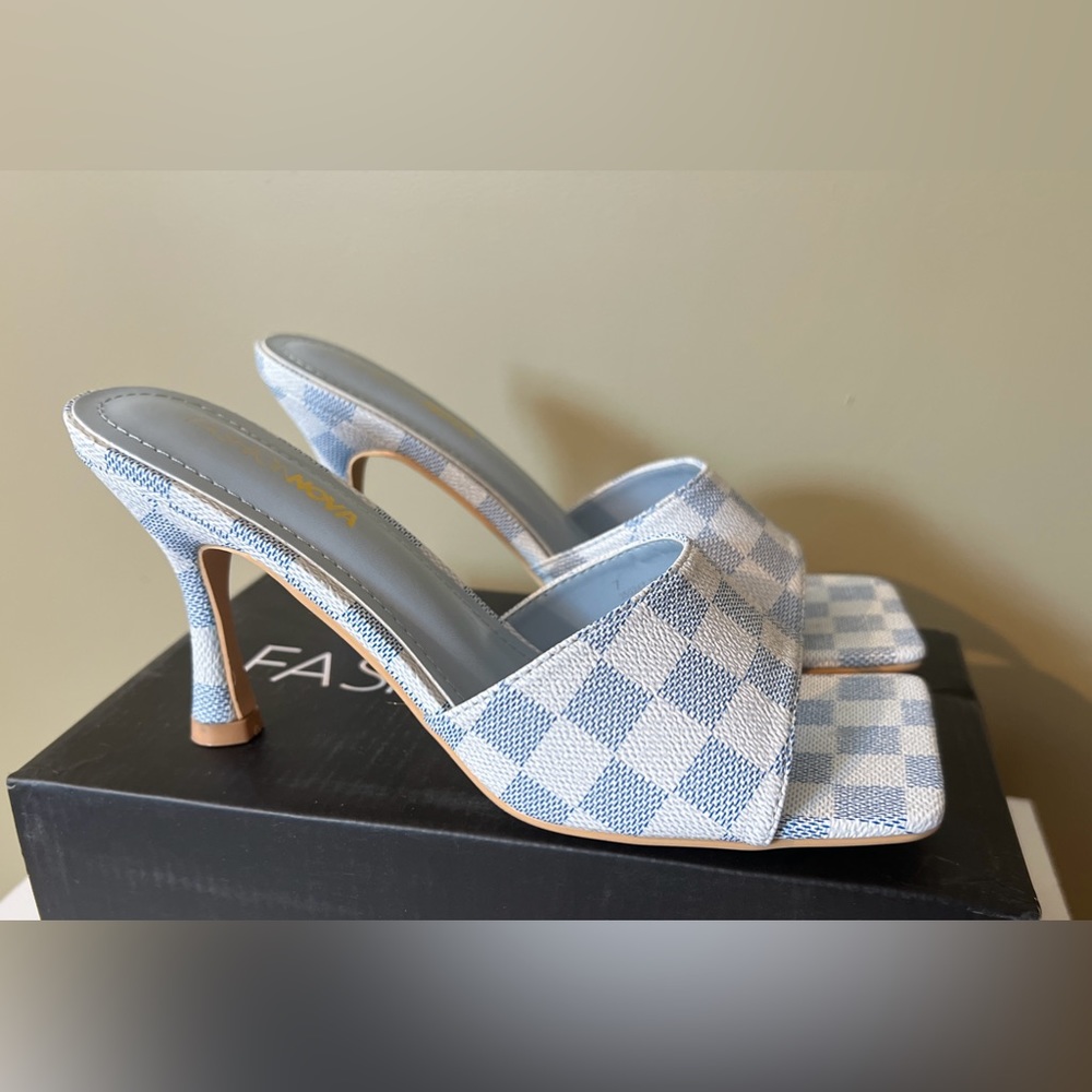Heeled Sandal NWB